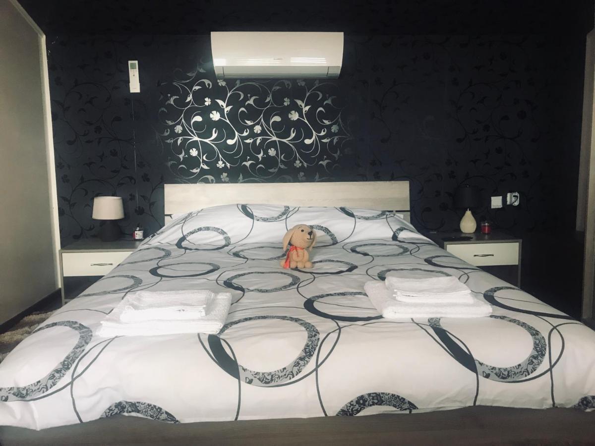 Guest House Grahlyov ساباريفا بانيا المظهر الخارجي الصورة