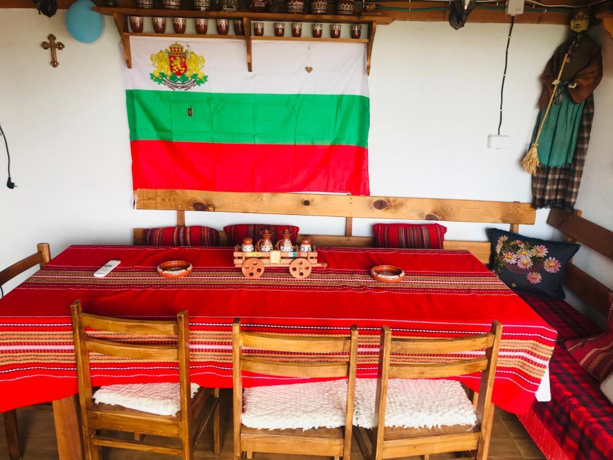 Guest House Grahlyov ساباريفا بانيا المظهر الخارجي الصورة